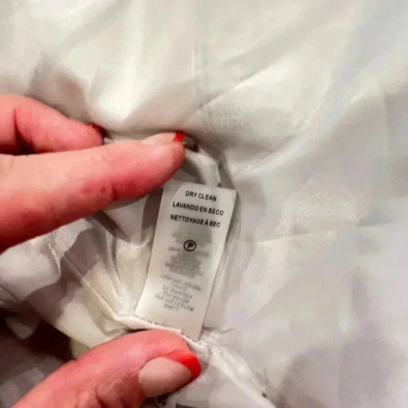 Tommy Hilfiger Blazer Navy and White Pinstripe - Picture 12 of 16